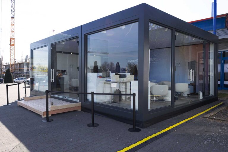 Changan Europa Roadshow 2025 – mobiler Container-Showroom „Sharing the Future", realisiert von B+ Markenkommunikation